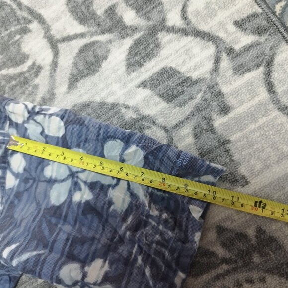 Columbia Sportswear Men's GRT Button-Up Shirt L Blue Floral Print Casual Hiking - Picture 10 of 10